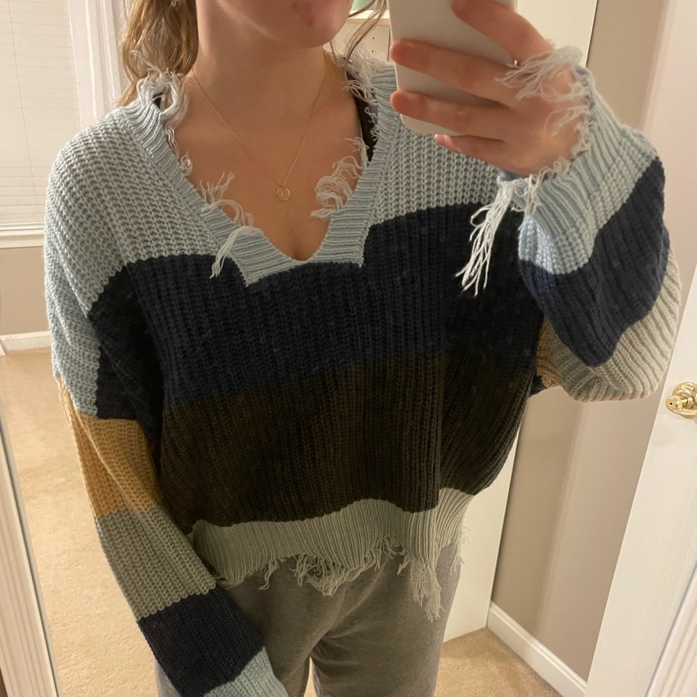 Trendy Destroyed Sweater